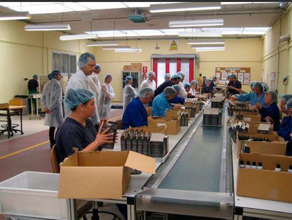 Trabajadores en un CEE